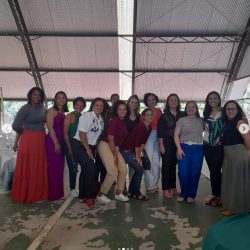 A Equipe de Educação Municipal de Dores de Guanhães participou no último sábado do I Seminário de Educação Inclusiva do município de Carmésia.