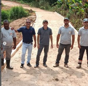 Na tarde desta segunda-feira, o Prefeito Léo e o Secretário de Agronegócio Éverton entregaram mais uma importante obra de pavimentação na Comunidade da Mata